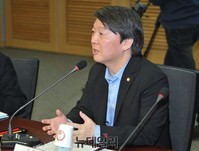 [포토] 발언하는 새정치민주연합 안철수 전 대표