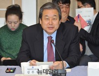 [포토] 모두발언 하는 새누리당 김무성 대표
