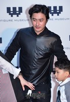 [포토] 피규어 뮤지엄 나들이 나온 안정환