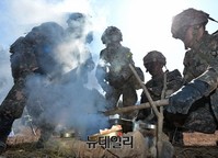 [포토] 소대장과 함께 야전취사