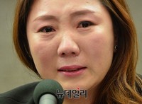 [포토] 눈물로 북한인권 참상 증언하는 안혜경씨