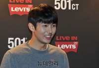 [포토] 착한 미소가 매력적인 2AM 임슬옹