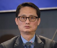 [포토] 기자회견 참석한 홈플러스 조한규 부사장