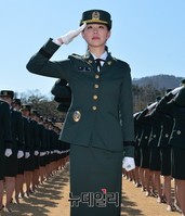 [포토] 여군장교 지난해보다 30명 늘어, 371명 임관