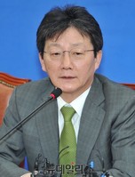 [포토] 모두발언하는 유승민 원내대표