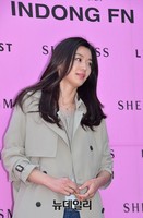 [포토] 전지현, 봄엔 트렌치 코트가 대세