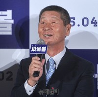 [포토] 김성근 감독 '부모 입장에서 선수들 바라본다'