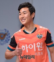 [K리그] 출사표 던지는 강원 이완 선수