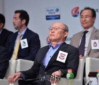 [K리그] 챌린지 리그, 생각에 잠긴 박항서 감독