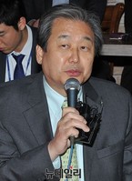 [포토] 발언하는 새누리당 김무성 대표