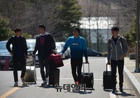 [포토] 축구 국가대표팀 소집, 나란히 입장하는 해외파선수들