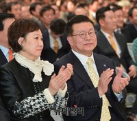 [포토] 허준영 신임회장 내외