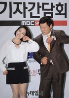 [포토] 김선신-허구연 '딸과 아버지 같은 모습'