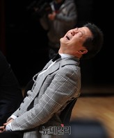 [포토] 태진아 '눈물로 억울함 호소'