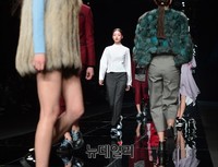 극과 극은 통한다..신인 이지연의 런웨이 2/3