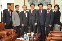 [포토] 주례회동 갖는 여야 원내대표 및 지도부