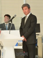 [포토] 한국자유총연맹 취임식 사회 맡은 길용우