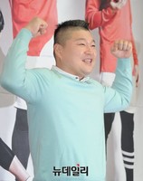 [포토] 강호동 '언제나 최선을 다하는 것이 방송인의 자세라 생각'