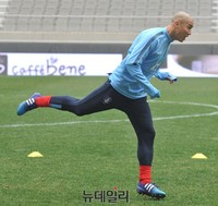 [포토] 축구 국가대표 차두리, 발레 '헤딩'