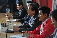 [포토] 발언하는 새누리당 김무성 대표