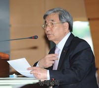 [포토] 주제 강연하는 권길중 답게살기운동 준비위원장