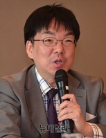 [포토] 임을위한행진곡 토론회, 발언하는 장원재