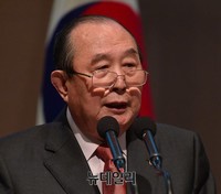 [포토] 인사말하는 이상훈 상임의장