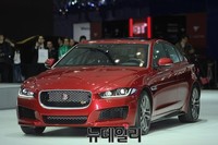 [포토] 서울모터쇼, 재규어 XE 공개