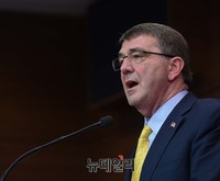 [포토] 사드관련 질문에 답하는 카터 美국방부장관