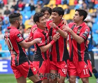 [K리그] FC서울 복귀골 성공시킨 박주영