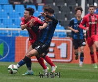 [K리그] 넘어지는 서울 고요한