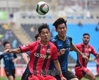 [K리그] 볼 쫒는 서울 박주영