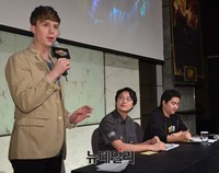 [포토] 하스스톤 기자간담회에 참석한 줄리안