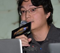 [포토] 블리자드 용우 선임 게임 프로듀서