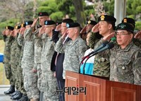 [포토] 거수경례하는 참모총장-사령관