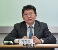 [포토] 이승만과시장경제토론회, 발제하는 박성현 주필