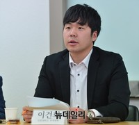 [포토] 이승만과시장경제토론회, 발어하는 이건희 학생