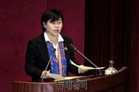 [포토] 의사진행발언 하는 새정치민주연합 서영교 의원