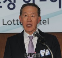 [포토] 인사말하는 허창수 전경련 회장