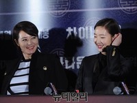 [포토] 차이나타운, 김혜수-김고은 '다정한 모녀 느낌'