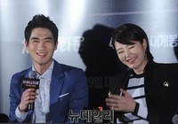 [포토] 차이나타운, 엄태구 ‘김혜수 선배 옆이라 떨려’