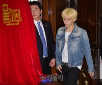 [포토] 슈퍼아이돌, 입장하는 비스트 장현승