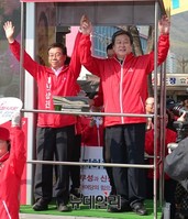 [포토] 성남 중원 찾은 김무성대표, 신상진 후보 지원유세