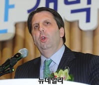 [포토] 인사말하는 마트 리퍼트 주한 미국대사