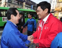 [포토] 관악에서 만난 정세균과 오신환