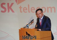 [포토] SK텔레콤 장동현 사장 기자간담회