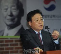 [포토] 이승만포럼 발표자로 나선 자유민주연구원 유동열 원장
