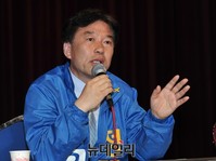 [포토] 사시존치 공청회 참석한 정태호 후보