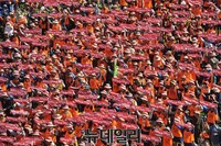 [포토] 민주노총 총파업, 구호외치는 노동자들