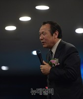 [포토] 건국대통령 이승만의분노 출판기념회, 격려사하는 이선교 목사